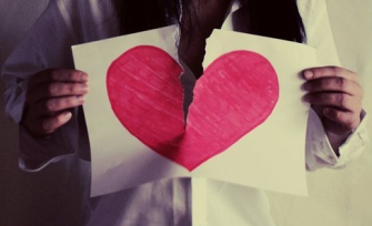 “Kolme viimeistä suhdettani ovat loppuneet kaaokseen”