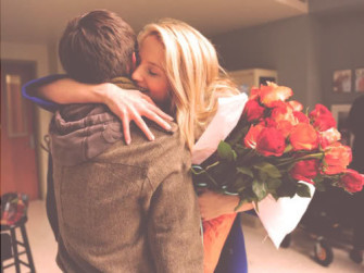 “Tuntuu kuin minun olisi pakko ostaa hänelle lahjoja koko ajan”