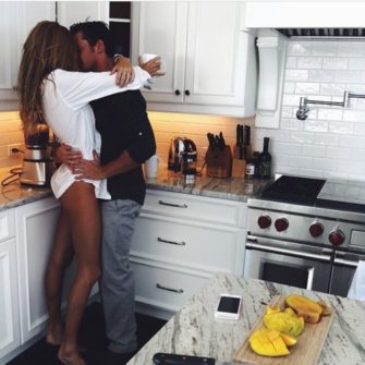 Ihastus vai ystävyys ensin?