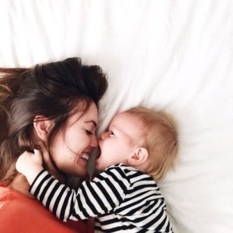 5 syytä deittailla sinkkuäitiä tai -isää